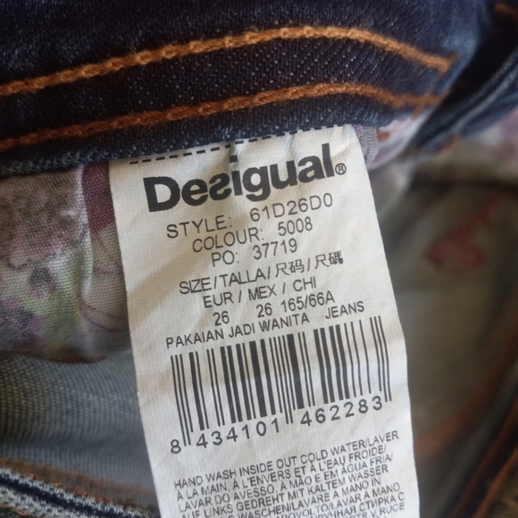 Deasigual Jeans, size 26, new display condition rhinestones jewels - Picture 4 of 10